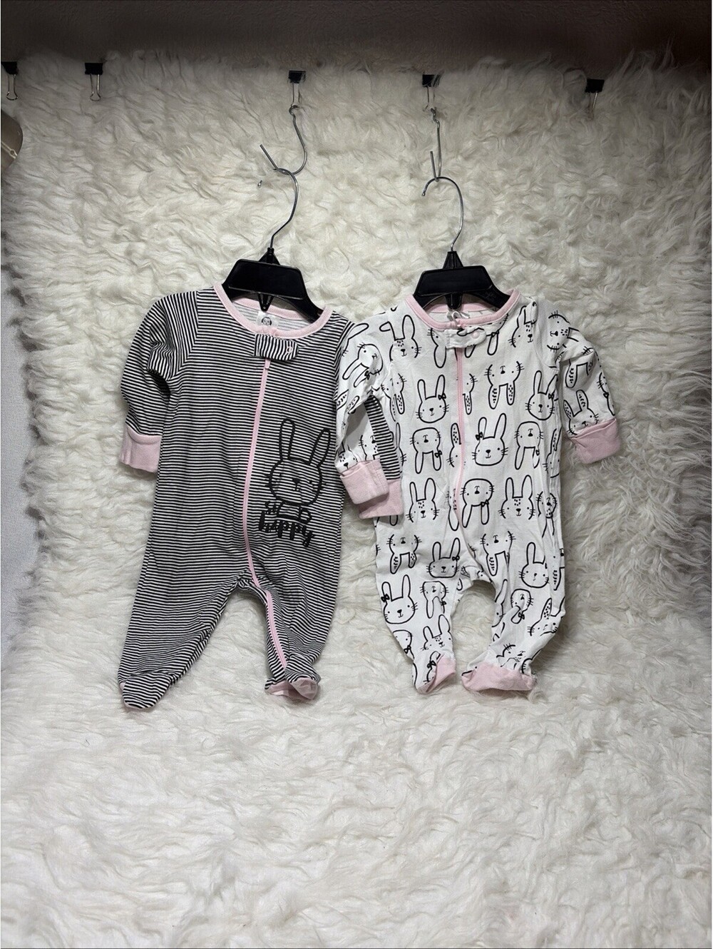 2 Gerber Baby Girl Sleepers 0/3M Footed Zippered Bunnies